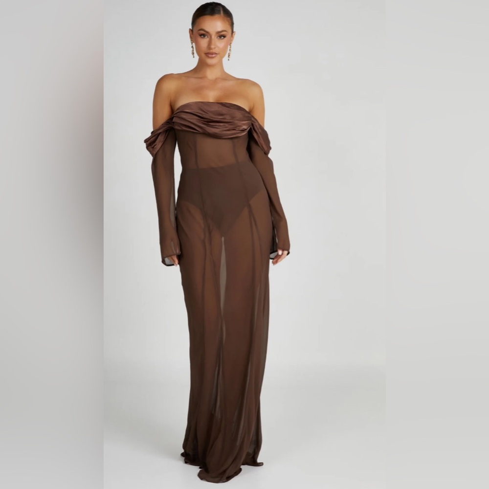 NWT MESHKI Ivanna Off Shoulder Chiffon Maxi Sheer Dress Gown - Mocha Size Large - Picture 5 of 5